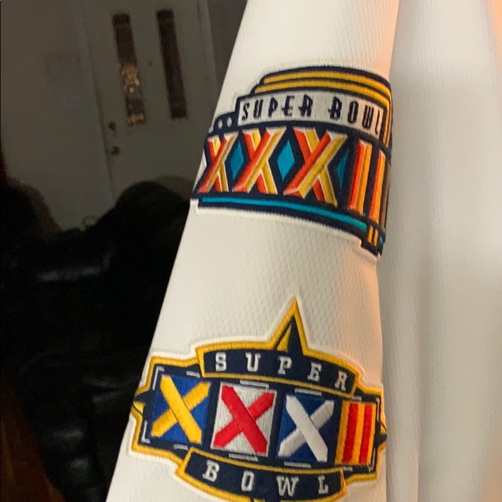 Jacket - Picture 2 of 3